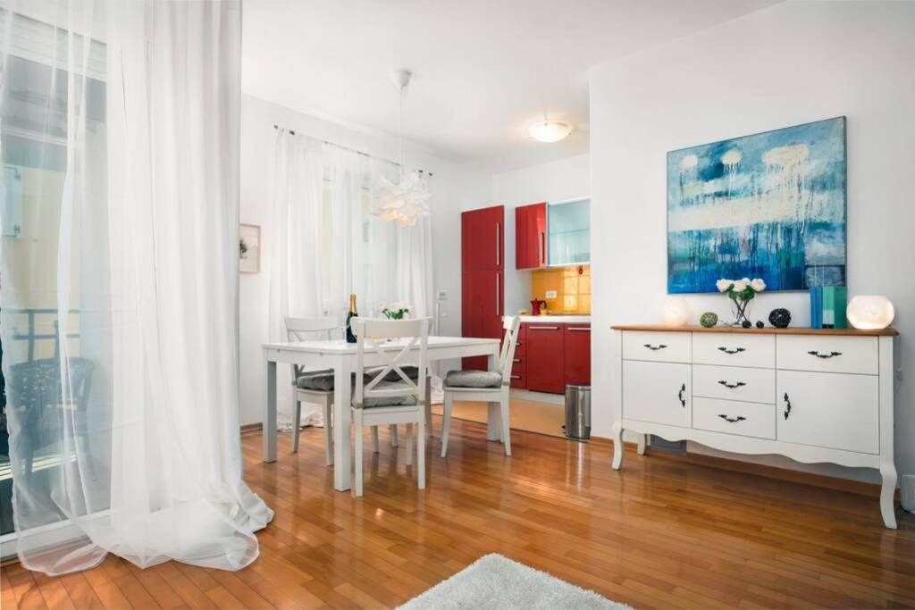 DUPLEX + garage Apartment Rovinj Bagian luar foto